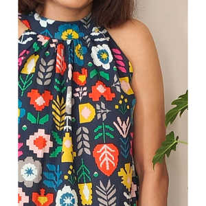 Vestido Halter con Estampado Floral, 100% Algodón, Estampado Digital, Cintura Natural, Corte en A, para Uso Diario o Fiestas, Talla XS, Alta Calidad - Product Image 2