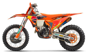 Disponible dès maintenant : Nouvelles motos 350 XCFs éditions Factory 2025 F8275Y3 - Product Image 2