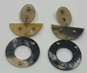 2025 New Trendy Modern Horn <b>Stud</b> Earrings for Women Vintage Style Fashion Jewelry Stylish Horn Earrings for Weddings - Product Image 1