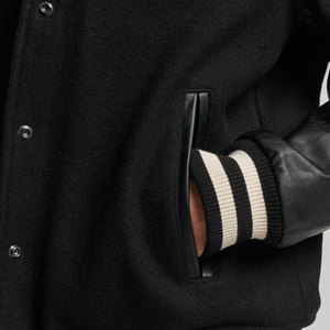 Nueva llegada de lujo de cuero de las mujeres Varsity Jacket Letterman High Street Style Venta al por mayor de invierno Street Wear chaqueta para las mujeres - Product Image 6