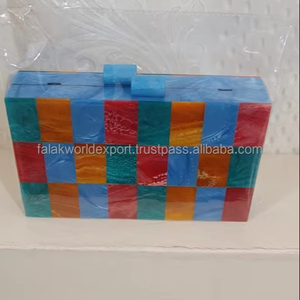 Pochette de soirée élégante et luxueuse pour femme, motif pierre en résine polie, étanche, avec fermeture à logo, collection Falak World - Product Image 3