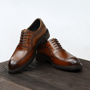 Zapatos Brogue de Gamuza Suave con Bordes Perforados y Suela Ligera, Zapatos Casuales para Hombre, Zapatos de Moda - Product Image 1