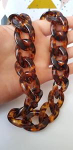 Trendy Tortoiseshell Resin Link <b>Chain</b> Necklace, Chunky Lightweight Acrylic Statement Jewelry for Womens <b>Fashion</b> and Casual Wear - Product Image 5