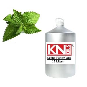 Aceite esencial de menta orgánico de la mejor calidad, proveedor OEM más vendido, apariencia líquida para el cuidado de la piel y las manos - Product Image 1