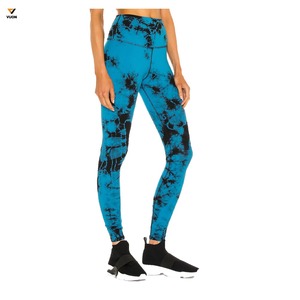 กางเกงโยคะผ้าซาตินเอวสูงสำหรับผู้หญิงกางเกงแนบเนื้อผ้าไนลอนสวมใส่สบายพิมพ์โลโก้ได้ตามต้องการ - Product Image 3