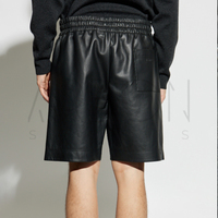2025 noir couleur lavable en Machine OEM/ODM Service nouveau à la mode bon fournisseur qualité supérieure en cuir Pu Shorts pour hommes