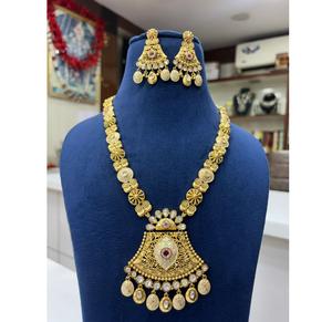 Glamorous High Quality Brass <b>Gold</b> Plated Classic Wear <b>Necklace</b> <b>Set</b> with <b>Earrings</b> for Women Party & Wedding Collection - Product Image 1
