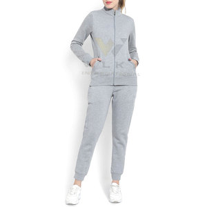 Chándal informal de cola larga para mujer, tops de invierno de gran oferta con decoración de patrón de logotipo personalizado, precio al por mayor, servicio OEM - Product Image 1