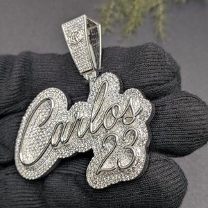 Pendentif personnalisé de luxe en argent sterling 925 avec lettres gravées, serti de diamants Moissanite VVS, style Hip Hop - Product Image 3