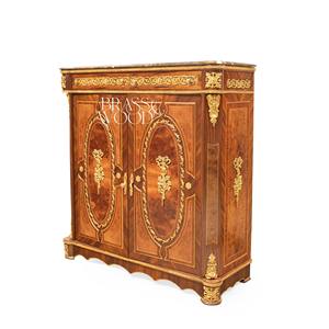 Armoire à chaussures de style français de luxe à double porte avec dessus en marbre de qualité supérieure, finition élégante en bois de palissandre et ornements en laiton doré - Product Image 1
