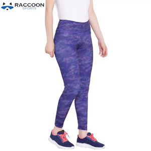Leggings Deportivos para Mujer, Impresión por Sublimación de Alta Calidad, Personalizados, al por Mayor, Estilo Raccoon, Cintura Alta, Gruesos, hasta la Rodilla, Cómodos - Product Image 3