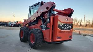 2024 Kubota SSV75รถเล็กด้านหน้ารถลื่นไถลเครื่องยนต์ Loader-74HP 3.7ตันพิกัดโหลดสำหรับการก่อสร้าง & การเกษตร - Product Image 4