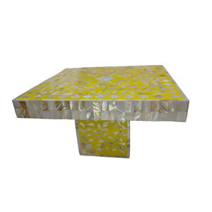 Support à gâteau artisanal sur mesure orné de nacre opulente pour la décoration de la maison de luxe, les événements et les cadeaux festifs - Product Image 1