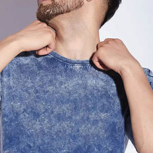 Camiseta de Punto Personalizada de Nuevo Diseño, 100% Algodón, 2025, Lisa, Informal, para Hombre, Corte Regular, Lavado Ácido, Estilo Urbano - Product Image 3