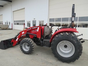 Tractor Compacto Case IH Farmall 45C, Equipo Agrícola de Uso Pesado con PTO, Elevador Hidráulico y Motor Duradero para Agricultura - Product Image 5