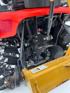 Chargeuse compacte diesel KIOTI SL2420 2021 avec moteur Kohler, composants principaux Huade : pompe et moteur hydrauliques - Product Image 6