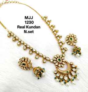 Premium Quality Radiant Kundan <b>Necklace</b> <b>Set</b> for Brides Custom Designed Ethnic Fashion for Wedding and Party Now in Stock! - Product Image 2