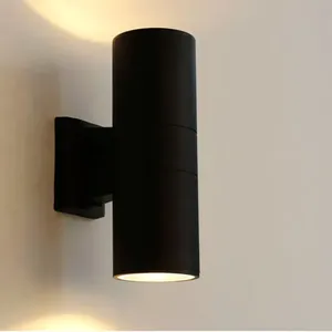 Applique murale extérieure OrienDuva, LED étanche avec lumière blanc chaud 3000K, forme longue et mince, base en acier inoxydable et aluminium, indice de protection IP65 - Product Image 2