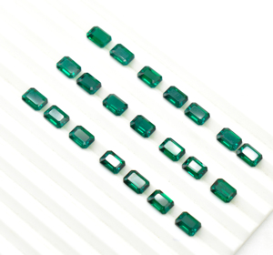 อัญมณีหลวมสีเขียวแปดเหลี่ยมธรรมชาติมีให้เลือกหลายขนาด - Product Image 3