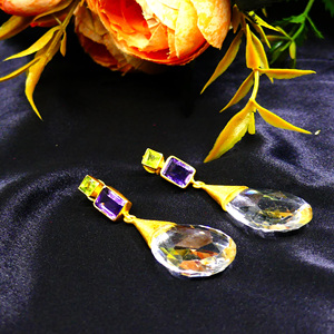 Plata brillante de Ley 925 Peridot Gemstones Chapado en oro Ladies Wear Celeb Style Classic Crystal Pendientes - Product Image 4