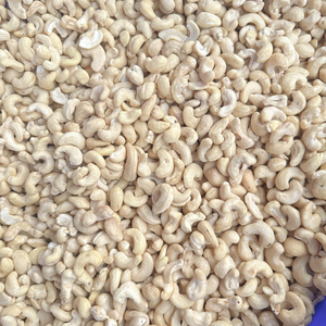 Vente flash Prix des noix de cajou dans le monde entier Noix de cajou cassées Ws180 Santigo Vietnam Emballage de marque privée disponible - Product Image 1