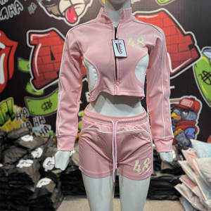 Fabricant OEM de Marque Privée – Ensemble Chemise Manches Longues et Short Solide, Streetwear Respirant et Séchage Rapide, Qualité Premium pour Femme - Product Image 5