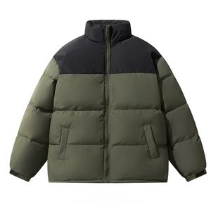 Chaqueta Acolchada Negra Clásica Personalizable para Hombre, Cuello Alto, Logotipo Frontal, Transpirable, Abrigada para Invierno, Cómoda para Hombre - Product Image 4