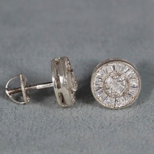 Pendientes de Oro Blanco de 14 Quilates con Diamantes de Corte Baguette Cónicos Creados en Laboratorio para Mujer con Claridad VVS - Product Image 3