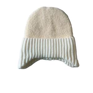 Bonnet d'hiver de haute qualité, à la mode, avec broderie personnalisée et logo de couleur unie, bonnet tricoté pour femmes - Product Image 1