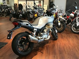 SUPER STOCK NEW V100 Sport-Touring Motorcycle US Origin Modern Down Payment - Product Image 4