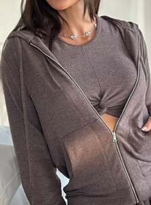 Meilleure vente confortable chocolat fermeture éclair complète femmes Gym Crush sweat à capuche Anti-rides respirant sweats à capuche pour femme Gym femmes sweat à capuche zippé - Product Image 2