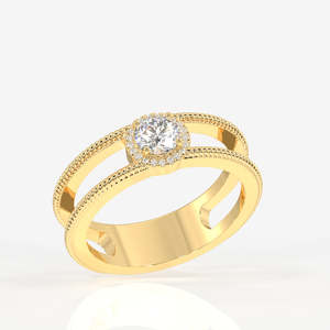 แหวนทองคำขาว 14K สำหรับผู้ชาย รุ่น Regal Crown ประดับเพชรทรงปรินเซสคัท เพชรเลี้ยงในห้องปฏิบัติการ ฝังแบบซ่อน พร้อมใบรับรอง IGI ชุบโรเดียม - Product Image 2