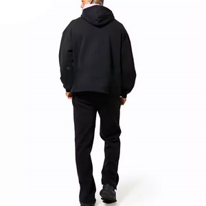 Survêtement confortable pour homme avec impression en relief, respirant, très vendu, léger, entièrement personnalisé avec un design tendance - Product Image 2