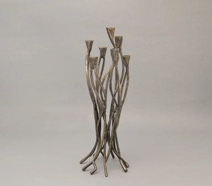 Portavelas de metal moderno con centro de mesa votivo de vidrio Impresionante para tu mesa Portavelas de metal con votivo de vidrio - Product Image 3