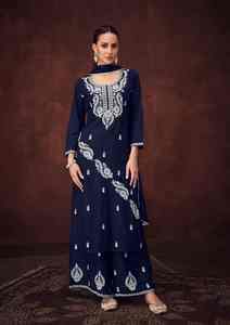 Le dernier pantalon Kurti et Dupatta de viscos lourds de créateur à feuilles persistantes avec fournisseur de travaux de broderie lourde d'Inde - Product Image 3