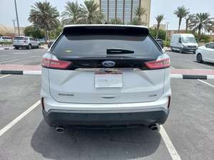 Sedán Edge LHD Usado 2022 con Control de Crucero Adaptativo, Asientos de Cuero, Tracción en las Cuatro Ruedas, Techo Corredizo Automático, Cámara Trasera de 360°, Neumáticos R18, 5 Plazas, 4.5L - Product Image 5