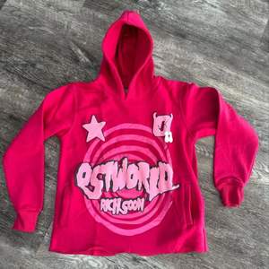 Couleur personnalisée sans ourlet Poches personnalisées Sweats à capuche pour femmes Dernière conception Puff imprimé propre logo de marque Sweats à capuche pour femmes - Product Image 3