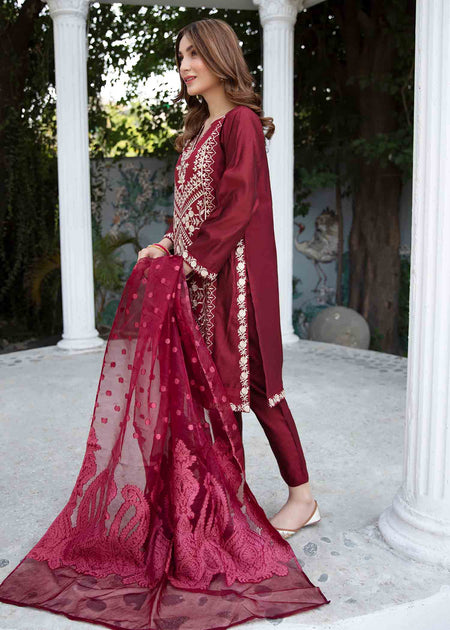 burgundy velvet dress for wedding Off The Shoulder Strapless Velvet Long Burgundy Wedding Guest Dress main image 1