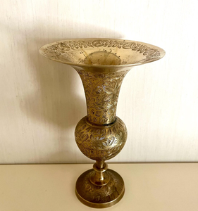 High Quality <b>Gold</b>-Colored Round Metal Flower <b>Vases</b> Modern Design for Wedding and Tabletop Decor in Hotels and Restaurants - Product Image 2