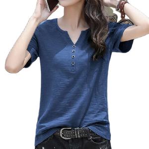 Camisetas Casuales de Algodón para Mujer, Talla Grande, Cuello en V, Manga Corta, con Decoración de Botones, Impresión Digital - Product Image 4