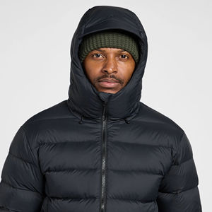 Parka acolchada a prueba de viento negra personalizada para hombre, chaqueta con capucha rellena de plumón, puños de Velcro con aislamiento cálido y bolsillos, chaquetas acolchadas para hombre - Product Image 3