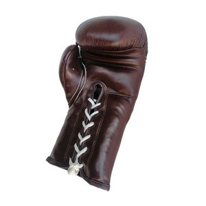 Gants de boxe avec design personnalisé Doublure intérieure souple Protection rembourrée durable pour le sparring Gym Fitness et l'utilisation d'entraînement - Product Image 3