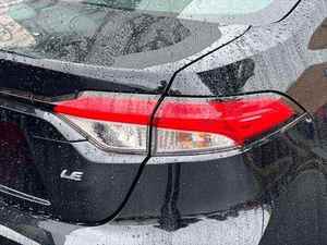 Toyota Corolla LE 2.0L Gasolina SEDÁN USADO CONFIABLE - Product Image 3