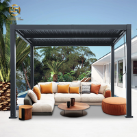 Pergola bioclimatique moderne en aluminium à lames orientables Fenêtres coulissantes rétractables Fonctionnement motorisé Éclairage LED pour balcon extérieur