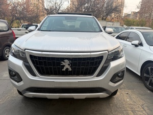 Stock disponible : Pick-up Peugeot 2024 d'occasion, turbo diesel, conduite à gauche, transmission automatique, livraison mondiale - Product Image 1