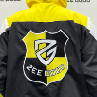 Nuevo Chándal Deportivo Reflectante con Logotipo Personalizado 2026, Chándal Cortavientos de Nailon para Hombre