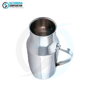 Urinoir masculin manuel en acier inoxydable de qualité hospitalière réutilisable pour les soins aux patients alités avec conception de poignée sécurisée - Product Image 4