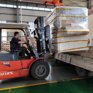 Machine à ébavurer les disques d'ébavurage des tôles pour l'ébavurage, le grainage, le brossage et le polissage des plaquettes de frein en céramique - Product Image 2