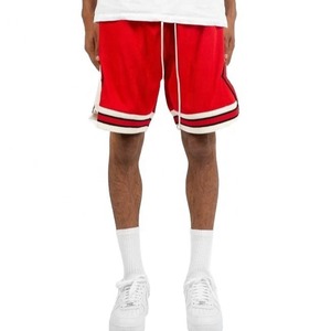 Short rouge de basket-ball de survêtement en polyester d'été décontracté personnalisé Short de survêtement en maille confortable pour homme - Product Image 3