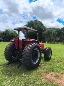 Massey Ferguson 4275 42HP Red 4WD Wheel Farm Tractor High Productivity Gear Drive Engine - Product Image 4